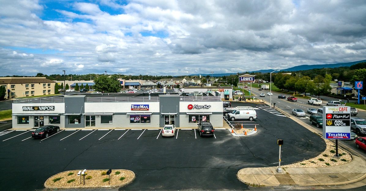 Multi-tenant retail strip